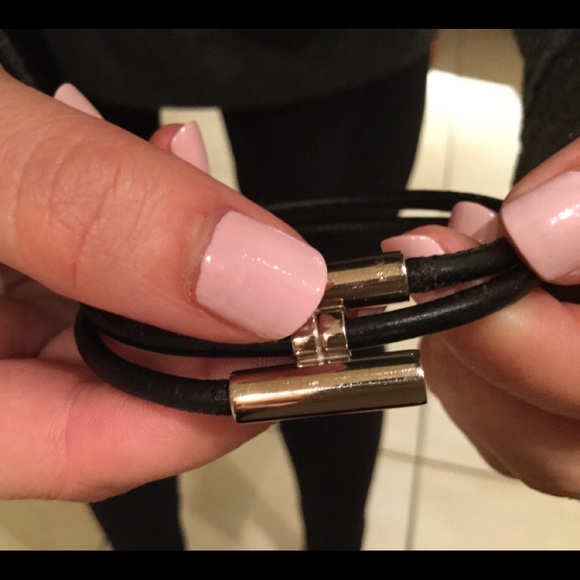 Hermès silver H with black leather bracelet - Picture 10 of 12